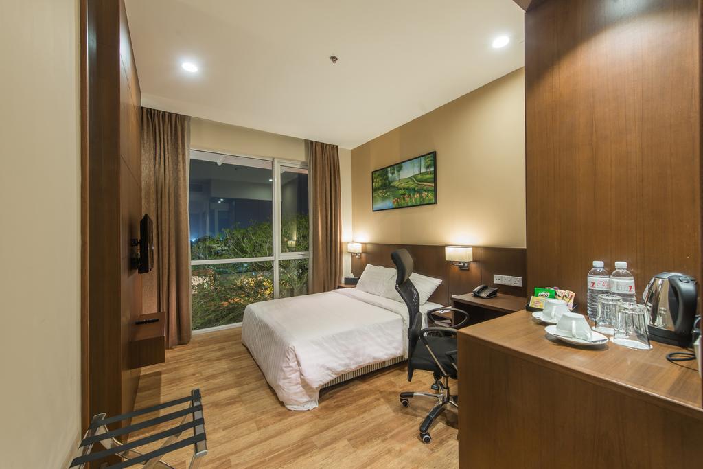Keoja Hotel Kuala Belait Zewnętrze zdjęcie